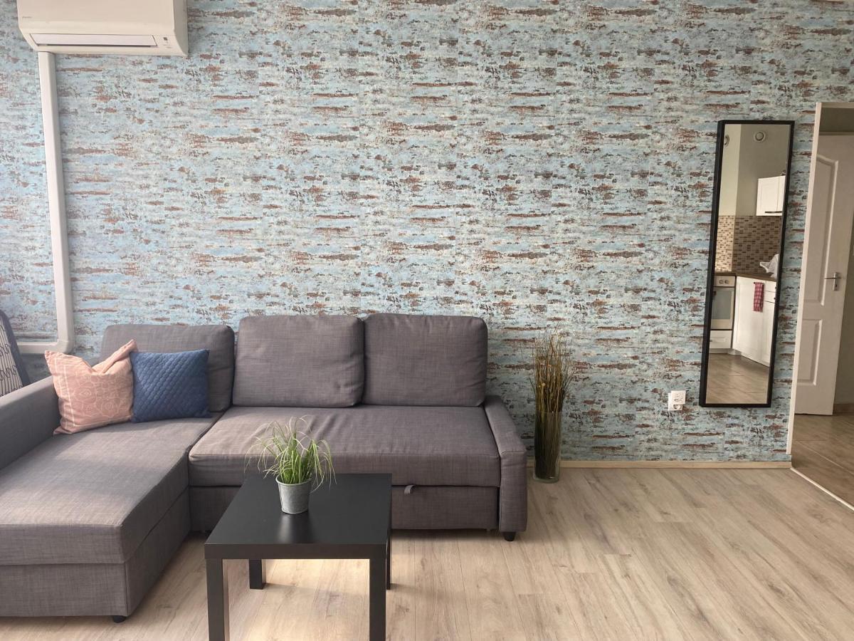 Dozsa Apartman Apartment Godollo Exterior photo